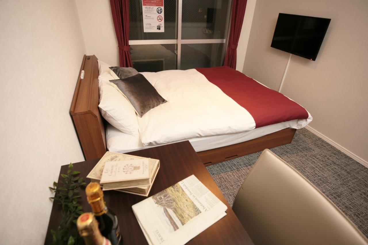 Sky Garden Hakata Aparthotel Fukuoka  Bagian luar foto